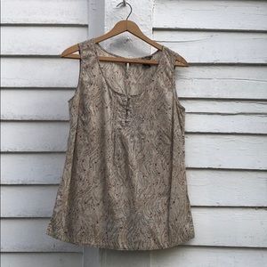 Eddie Bauer patterned blouse